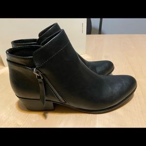 leather ankle boots size 9